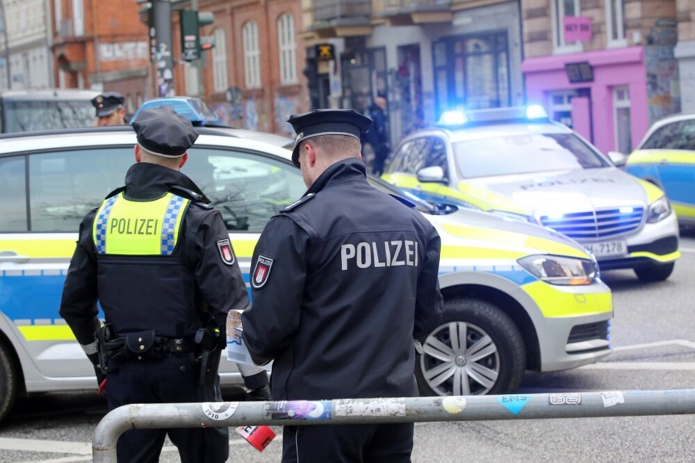 ألمانيا: اعتقال سوري يشتبه بتورطه في حادثة طعن جماعي ببيليفيلد وإصابة 5 أشخاص