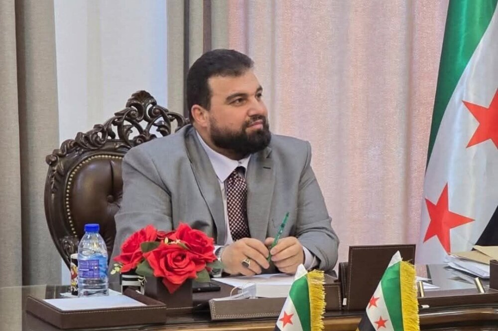 السويداء: اقتحام مبنى المحافظة وسرقة مقتنيات المحافظ.. وخلاف حول صحة الاعتداء