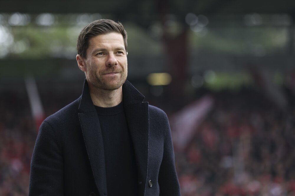 رسميًا: تشابي ألونسو يقود ريال مدريد حتى 2028