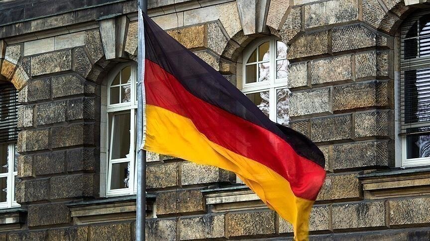 ألمانيا تشدد قوانين الهجرة: تجميد لمّ شمل اللاجئين ذوي الحماية المحدودة لمدة عامين