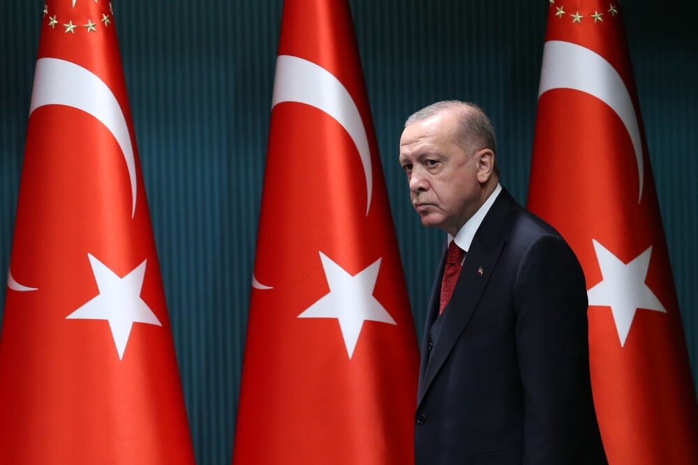 أردوغان ينتقد "قسد" ويتهمها بالمماطلة في تنفيذ الاتفاقات مع سوريا