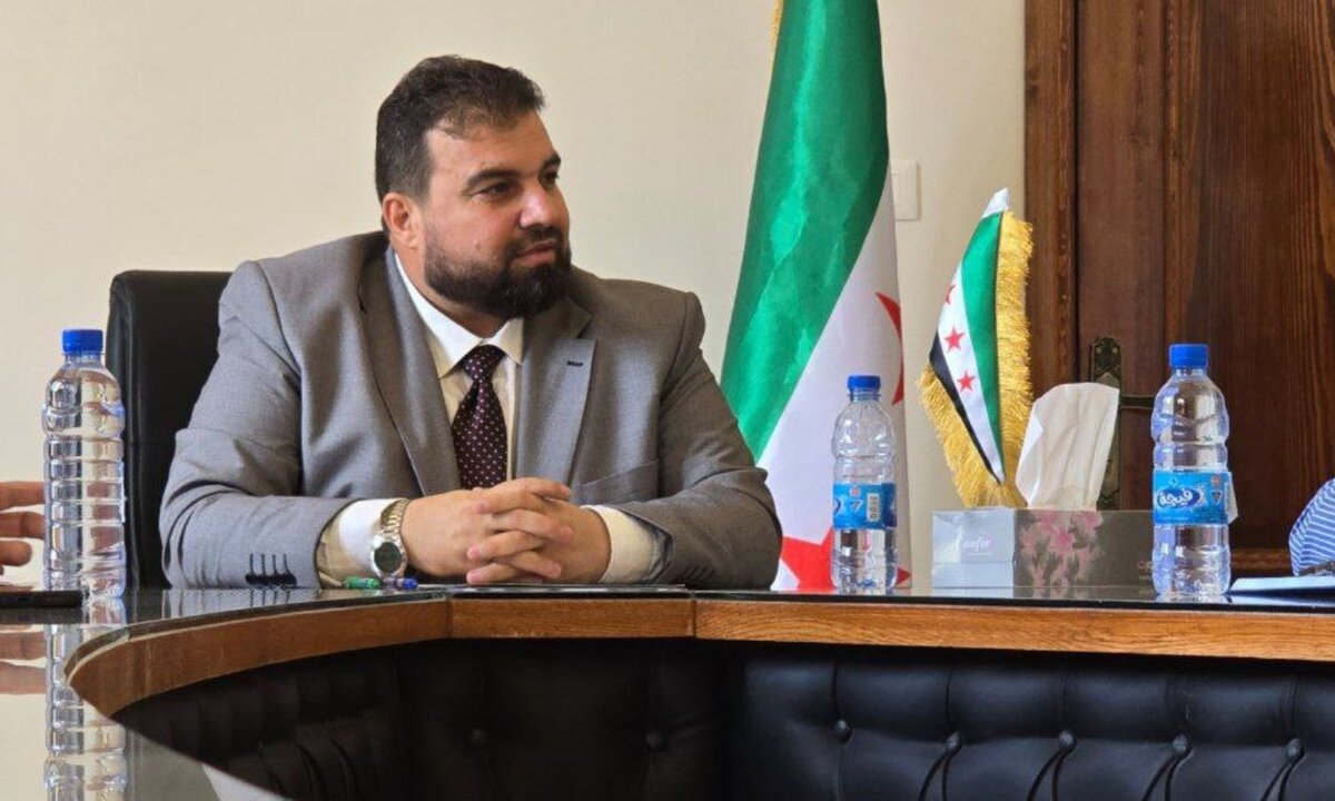 محافظ السويداء يقدم استقالته بعد اقتحام مسلح لمبنى المحافظة