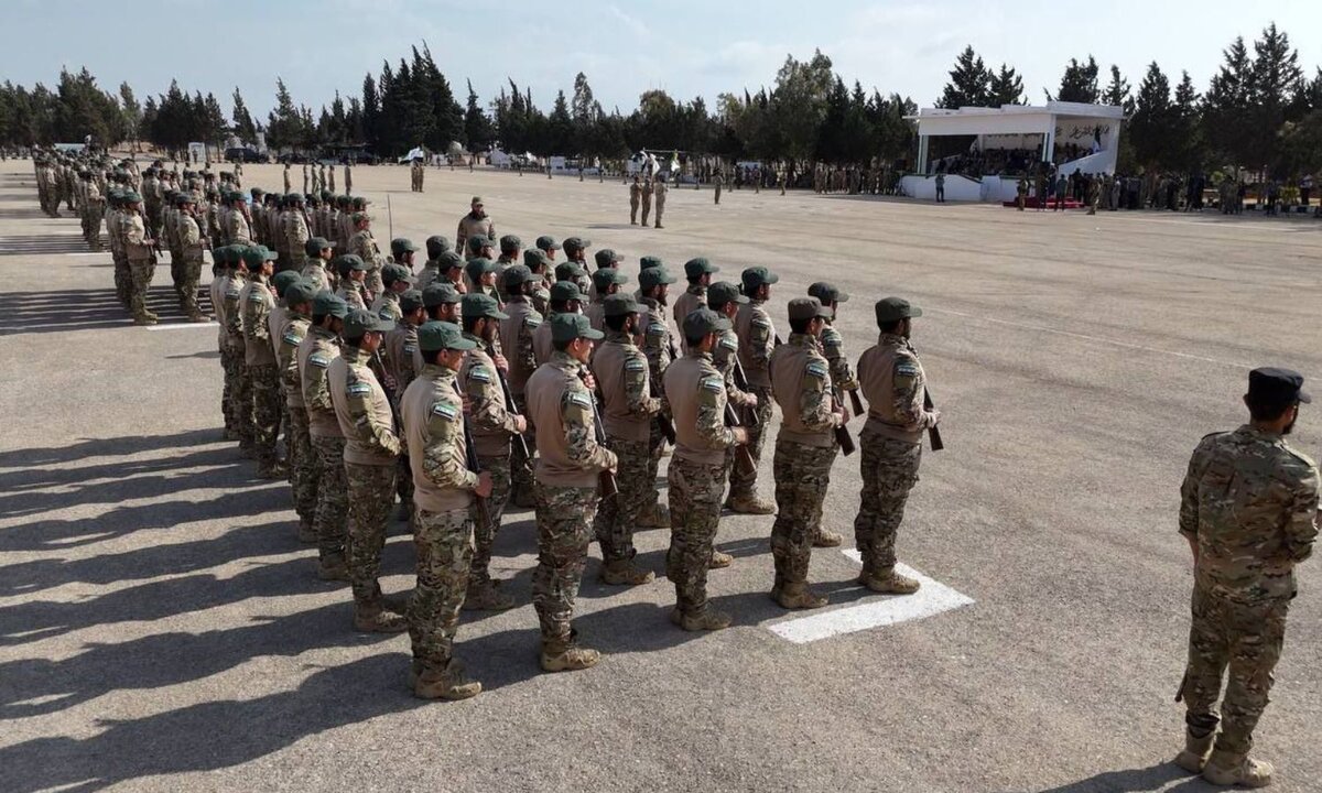 سوريا: الجيش السوري ينتظر هيكلة جديدة بعد دمج الفصائل.. هل ينجح في تحقيق الاستقرار؟