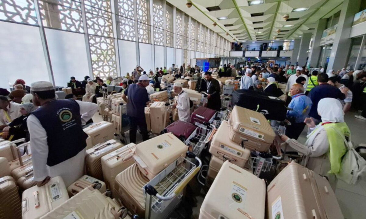 لجنة الحج السورية تنفي: لا توجد نسبة عالية للعسكريين بين المقبولين وتوضح معايير الاختيار
