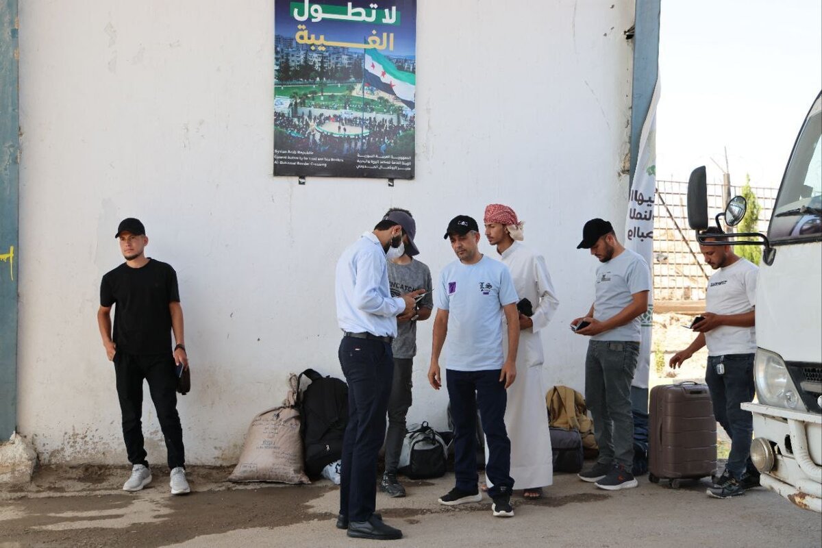 البوكمال الحدودي يفتح أبوابه: دفعة جديدة للاقتصاد السوري وحركة المسافرين