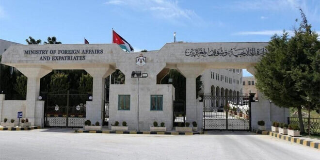 الأردن وأمريكا تتفقان على دعم إعادة إعمار سوريا: الصفدي وباراك يبحثان التطورات والجهود المشتركة