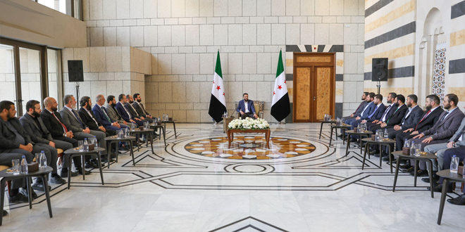 الرئيس الشرع يتلقى تهاني عيد الأضحى من وزير الداخلية وكبار مسؤولي الوزارة