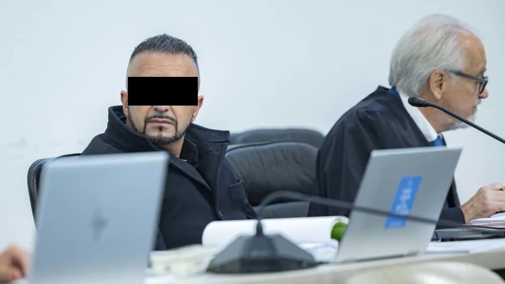 ألمانيا: إعادة محاكمة مدرب كاراتيه شهير بتهمة اغتصاب متدربة.. تفاصيل القضية والاتهامات