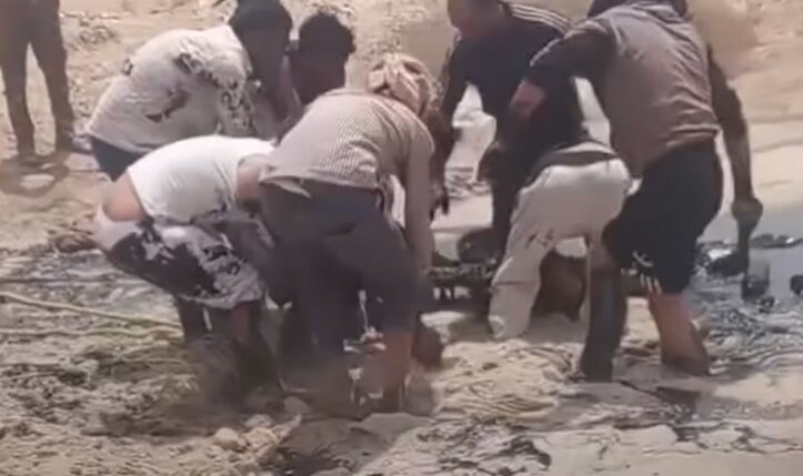 نجاة شاب بأعجوبة من الموت غرقًا في بركة نفط بمحافظة الحسكة (فيديو)