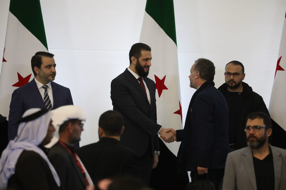 سوريا على مفترق طرق: فرصة للتغيير الحقيقي أم استمرار للأزمة؟