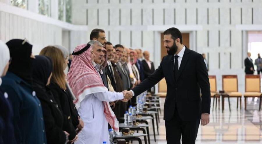 الرئيس الشرع يستمع إلى مطالب القنيطرة والجولان بشأن الأوضاع المعيشية والاعتداءات الإسرائيلية