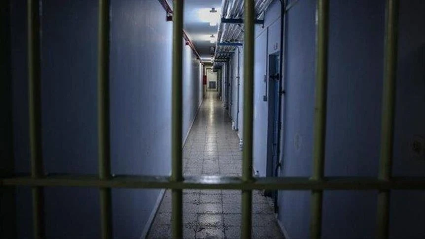 صدمة في سوريا: وثائق مسربة تكشف عن وفاة طفل تحت التعذيب بعد اعتقاله وهو في الـ14 من عمره