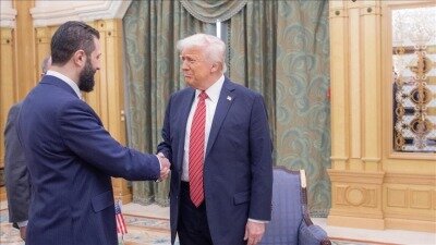 رفع العقوبات الأمريكية عن سوريا: صراع الإرادات داخل إدارة ترامب وتأثيره على مستقبل البلاد