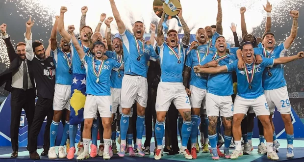 نابولي يعود إلى عرش إيطاليا: تتويج تاريخي بلقب الدوري للمرة الرابعة