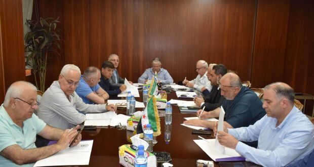 مجلس إدارة غرفة طرطوس التجارية يبحث خططاً لتطوير التجارة والاستثمار وتعزيز التواصل مع الفعاليات الاقتصادية