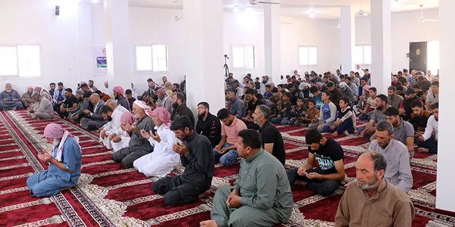 بعد سنوات من الدمار: إقامة صلاة الجمعة مجدداً في مسجد قرية معركبة بحماة