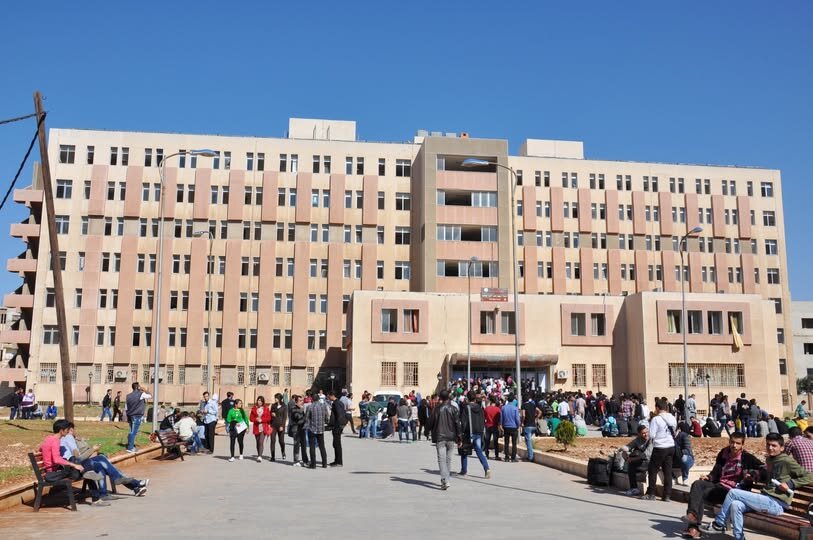 مأساة في جامعة حمص: طالبة تفارق الحياة بصعقة كهربائية داخل السكن الجامعي