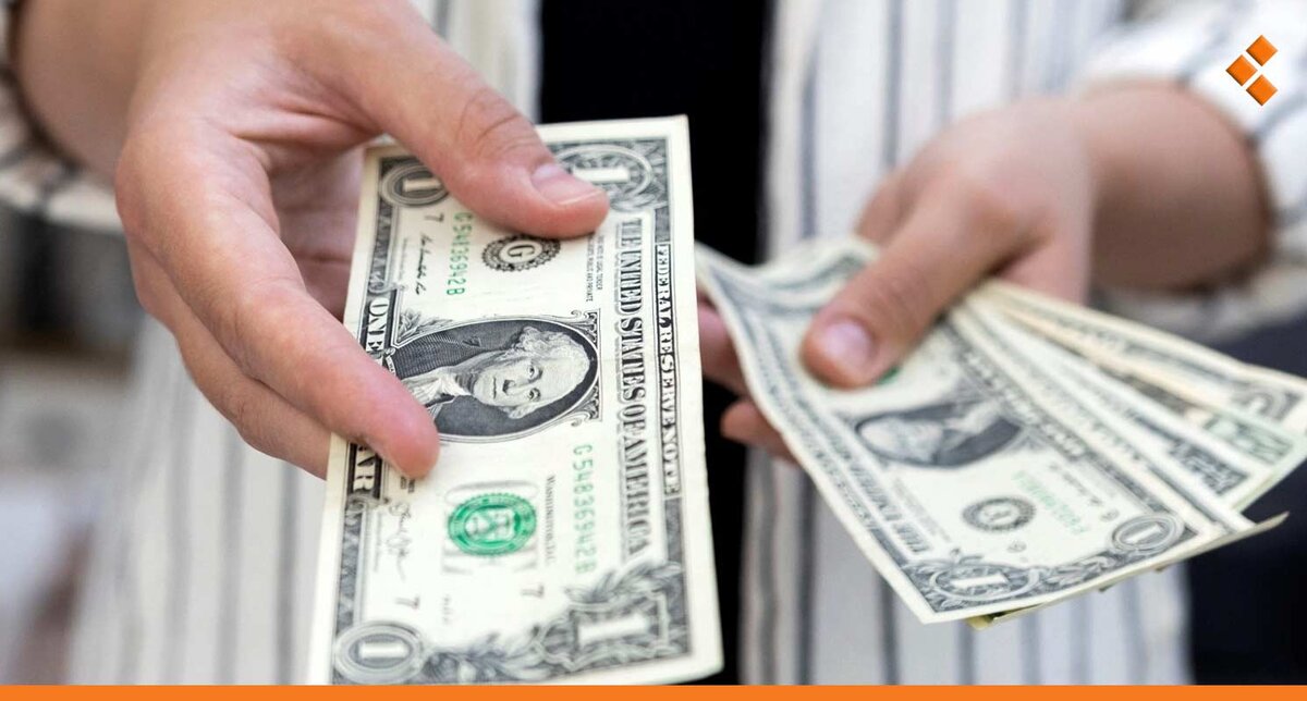 الليرة السورية تستعيد عافيتها: الدولار يتراجع إلى ما دون 12 ألف ليرة