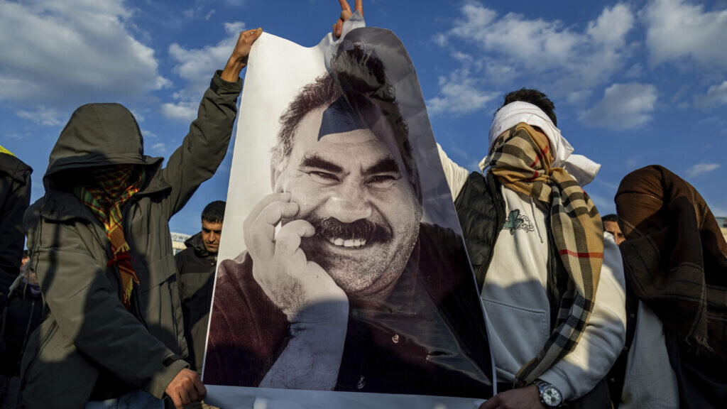 تطور تاريخي: PKK يعلن حل نفسه وإنهاء عقود من الصراع مع تركيا