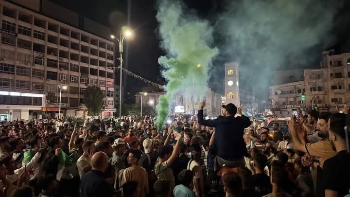 حماة وسلمية تحتفلان ببهجة برفع العقوبات عن سوريا: آمال بانفراج اقتصادي