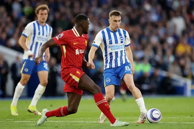 ليفربول يسقط أمام برايتون وصلاح يفقد بريقه في الدوري الإنجليزي