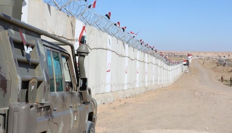 وزير الداخلية العراقي ينفي وجود تنسيق أمني مع سوريا ويكشف مصير المنافذ الحدودية