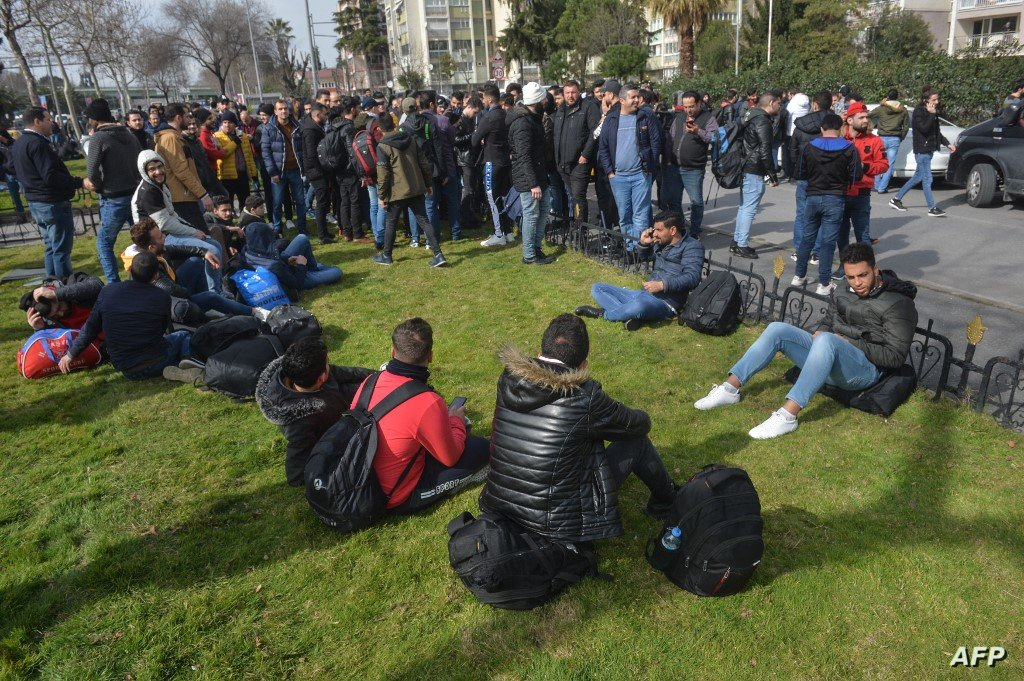 تراجع قياسي: طلبات لجوء السوريين في أوروبا تهوي إلى أدنى مستوى منذ عقد