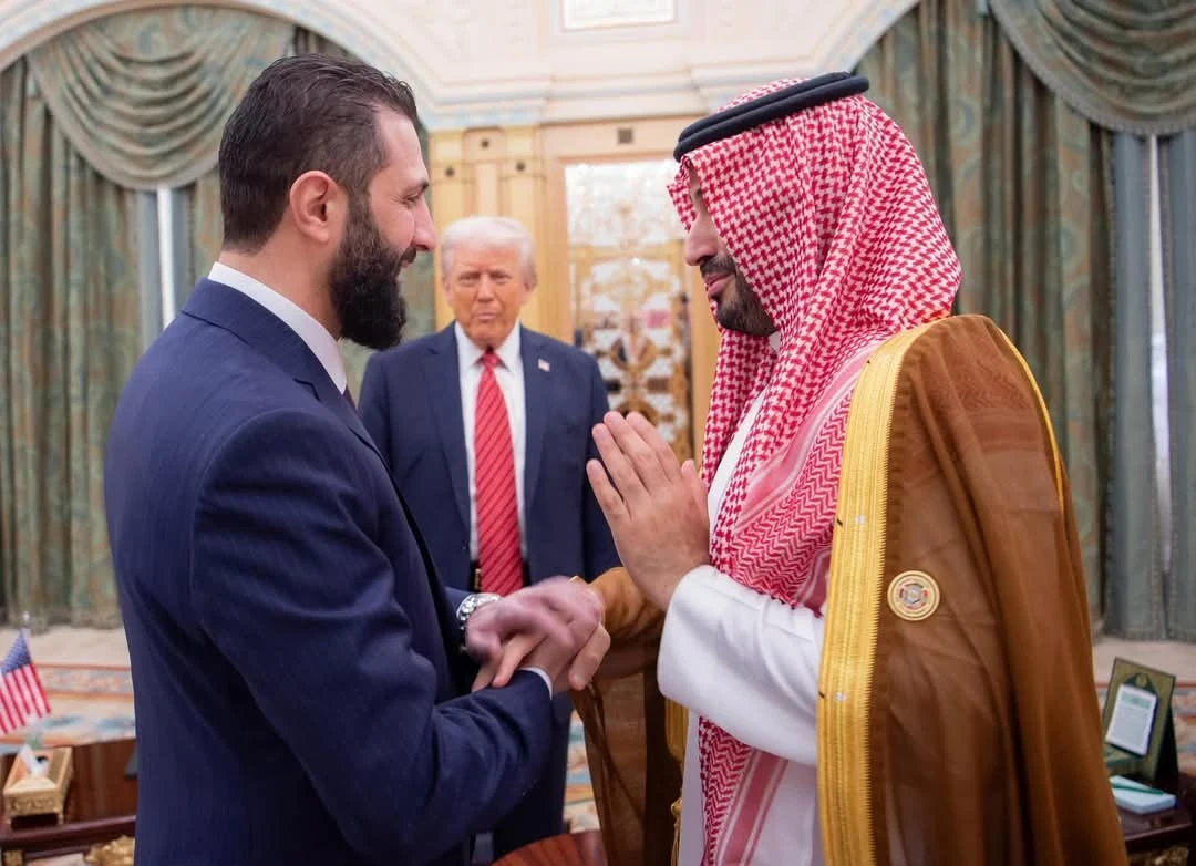 ترمب يفاجئ بتصريحات عن لقائه بالشرع في الرياض: فرصة حقيقية لتوحيد سوريا