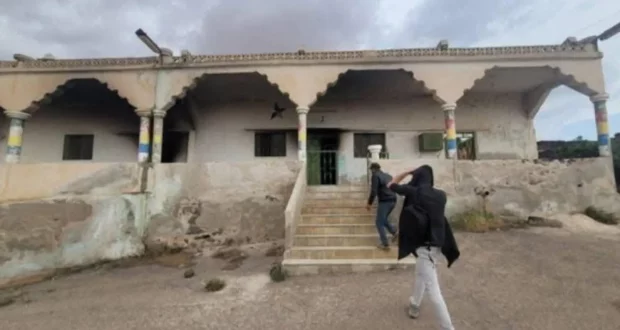 السويداء: غضب عارم إثر تدنيس وحرق مقام النبي الخضر وتوترات أمنية متصاعدة