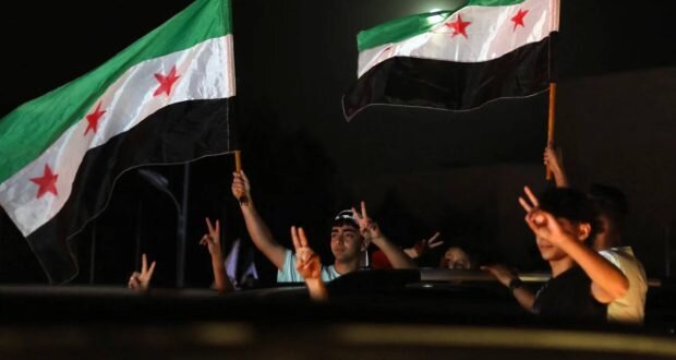 بين القانون والسياسة: هل يستطيع ترامب أو الكونغرس رفع العقوبات عن سوريا؟