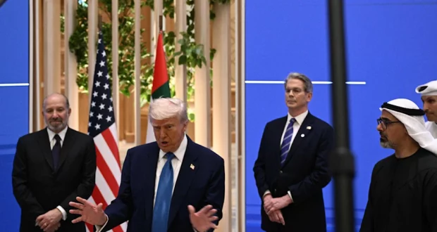 تريليونات ترامب الخليجية: هل تتجاوز الصفقات الاستعراض إلى التنفيذ الفعلي؟