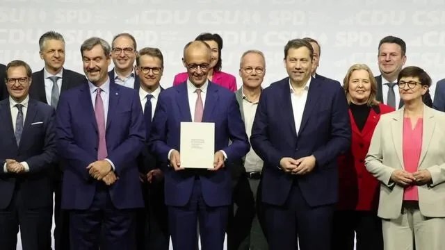 ألمانيا: توقيع اتفاق الائتلاف الحكومي الجديد بقيادة ميرتس.. تحديات اقتصادية وأمنية في المقدمة