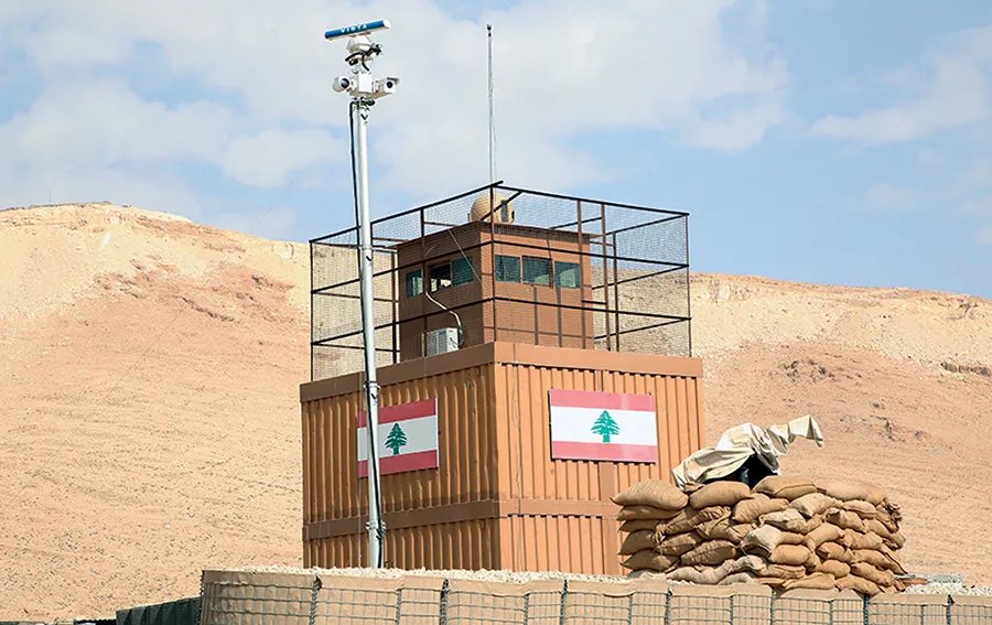 فرنسا تسلم لبنان خرائط حدودية تاريخية.. وسلام يتفقد المعابر مع سوريا لتأمينها
