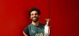محمد صلاح يحصد جائزة لاعب العام في الدوري الإنجليزي للمرة الثالثة بأغلبية تاريخية
