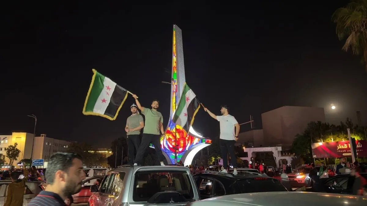 هل تلوح في الأفق فرصة اقتصادية جديدة لسوريا؟ رفع العقوبات يثير الآمال والتحديات