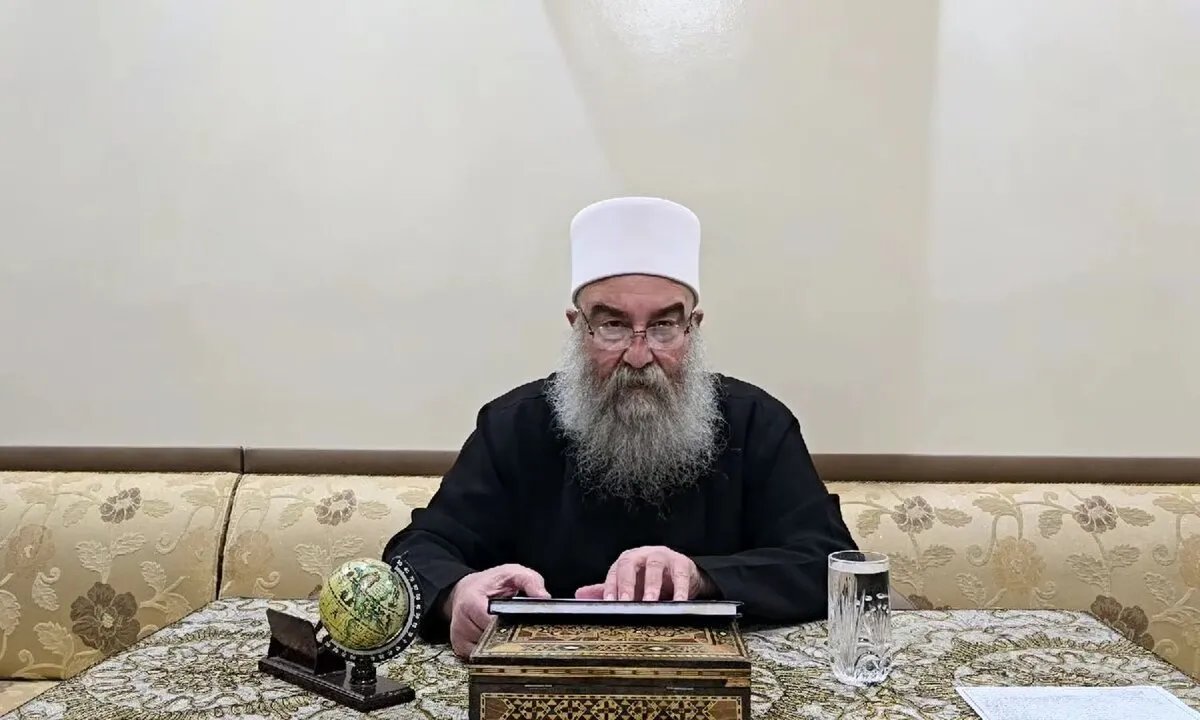 الشيخ الهجري يرحب برفع العقوبات الأمريكية عن سوريا ويدعو إلى المصالحة الوطنية