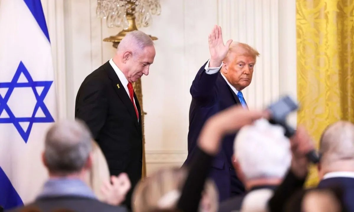ترامب يفاجئ إسرائيل بتطبيع العلاقات مع سوريا: 'لم أستشرهم، إنه القرار الصحيح'