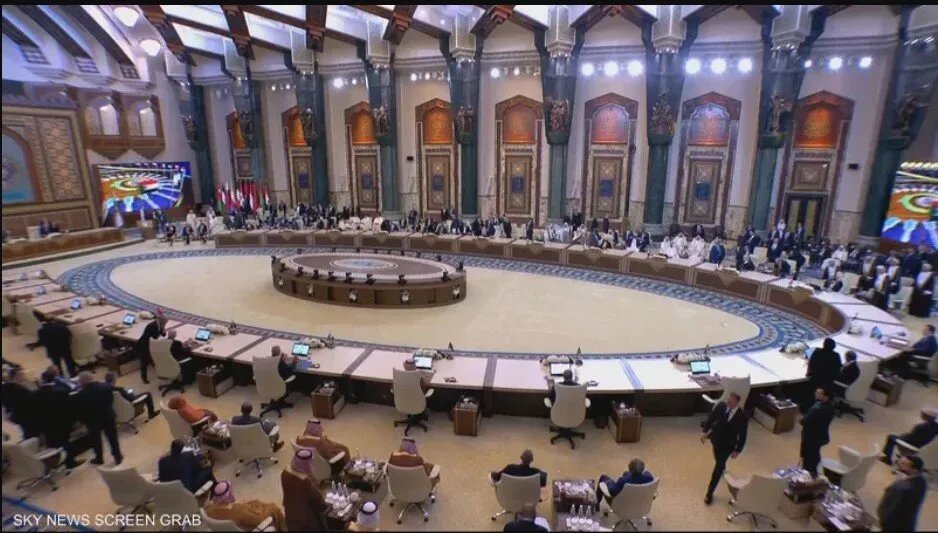 قمة بغداد: الملف السوري يتصدر المناقشات وسط توقعات بحلول للأزمة