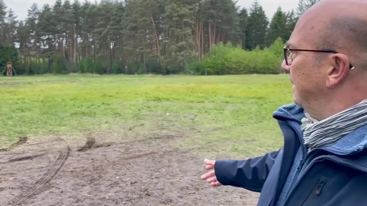 جريمة مروعة في ألمانيا: العثور على جثة شابة عشرينية في غابة والقبض على مراهق