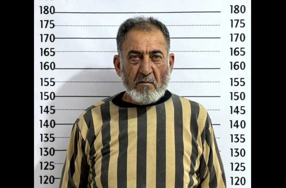 القبض على قيادي سابق بـ"درع الوطن" باللاذقية بتهمة جرائم حرب وتصنيع أسلحة محظورة