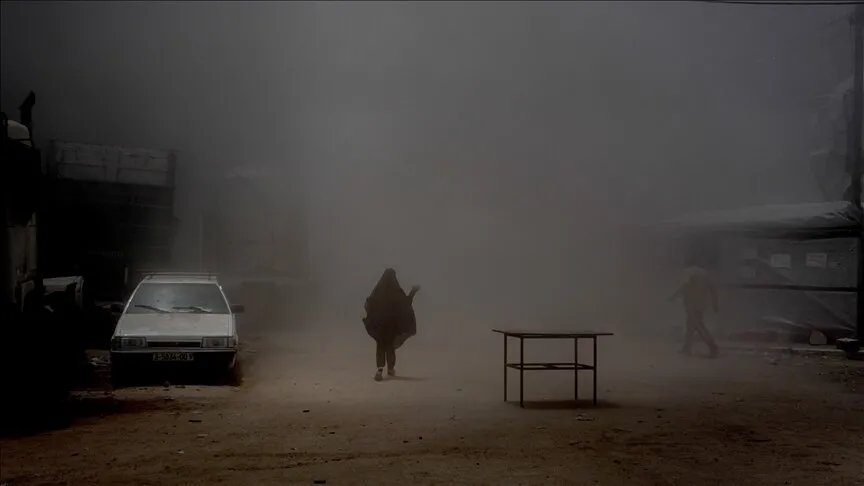 مجزرة في غزة: قصف إسرائيلي يستهدف مدرسة للنازحين ومقتل وإصابة العشرات