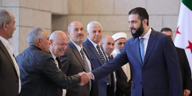 الرئيس الشرع يستقبل وفداً من السويداء لبحث تعزيز الوحدة الوطنية وتمكين مؤسسات الدولة