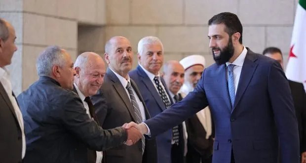 الرئيس الشرع يبحث مع وجهاء السويداء تعزيز الوحدة الوطنية وتمكين مؤسسات الدولة