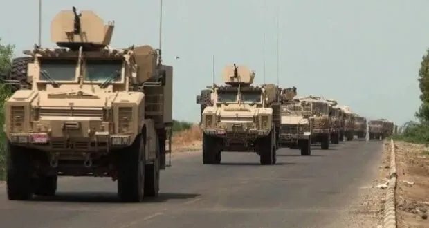 انسحاب مفاجئ للقوات الأمريكية من قاعدتين عسكريتين في دير الزور: ما الأسباب والدلالات؟