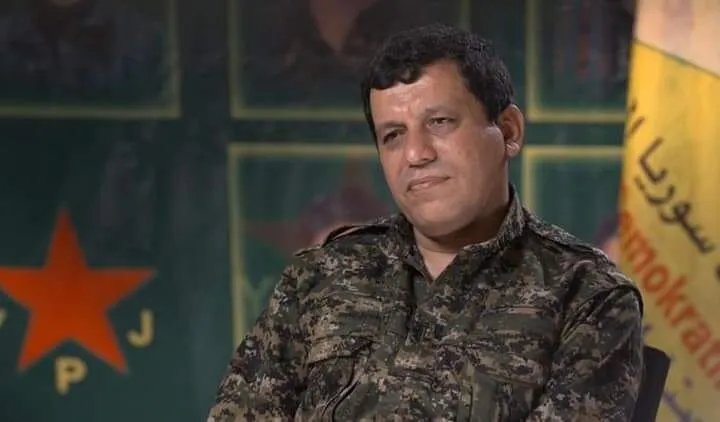 قائد قسد: الهجمات التركية تضر بالاقتصاد المحلي وتفاقم التوترات في شمال سوريا