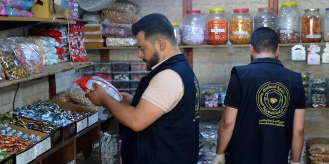 إدلب تستعد للعيد: حملة مكثفة للرقابة التموينية على الأسواق لضمان أسعار وجودة السلع