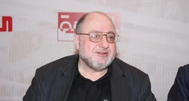 رحيل المؤرخ والإعلامي السوري مازن صباغ: مسيرة حافلة بالتوثيق والكتابة