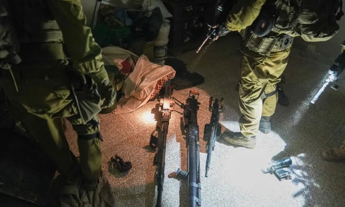 إسرائيل تعلن عن اعتقال عناصر من حماس في ريف دمشق وتتهمهم بالتخطيط لهجمات
