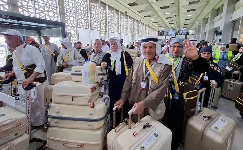 تغيير مسار الحجاج السوريين: مطار تركي بدلاً من دمشق بسبب التوترات الإقليمية