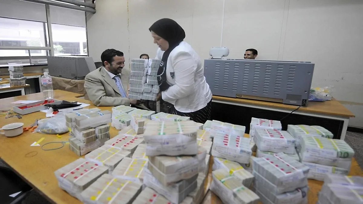 تعيين حاكم جديد للمصرف المركزي السوري وخطة طارئة لدعم الليرة